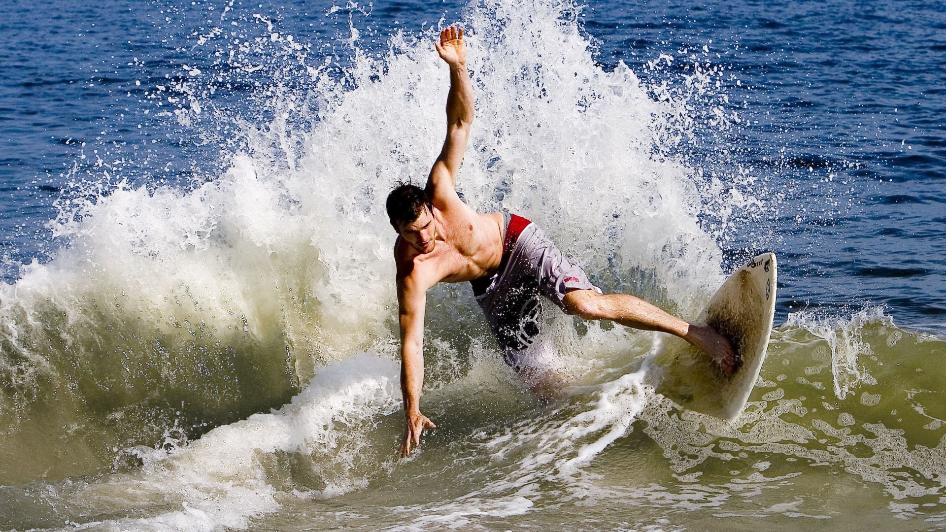 中国皮划艇队冬训移师南方 全力备战2026赛季